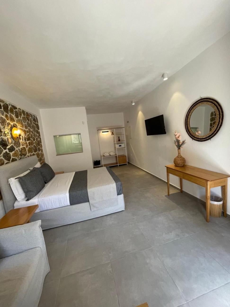 Trocadero Luxury Suites Эрмиони Экстерьер фото