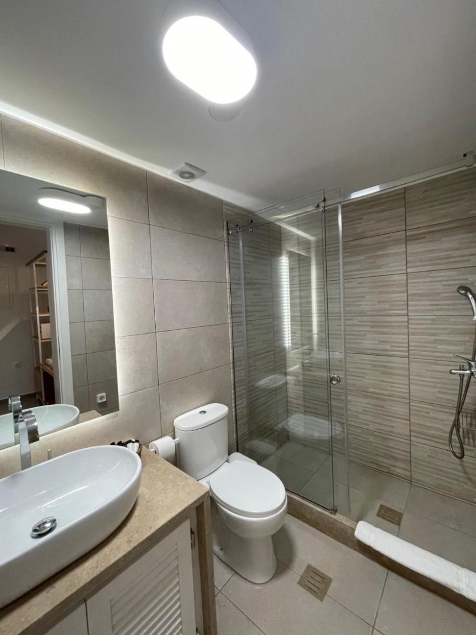 Trocadero Luxury Suites Эрмиони Экстерьер фото