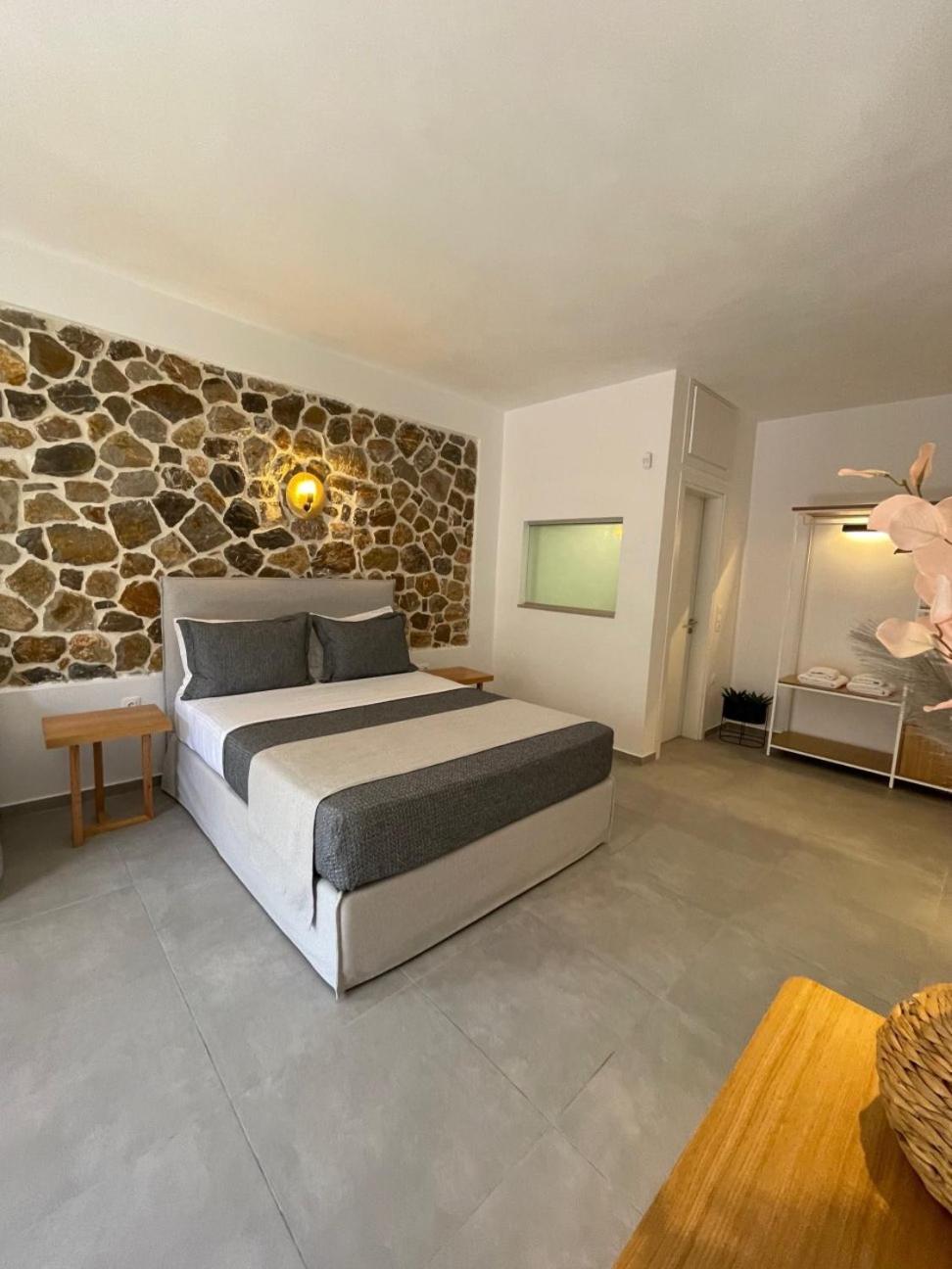 Trocadero Luxury Suites Эрмиони Экстерьер фото
